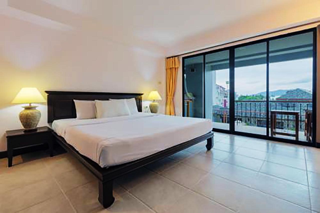 Bodega Phuket Patong (Adults Only) Pansiyon Dış mekan fotoğraf